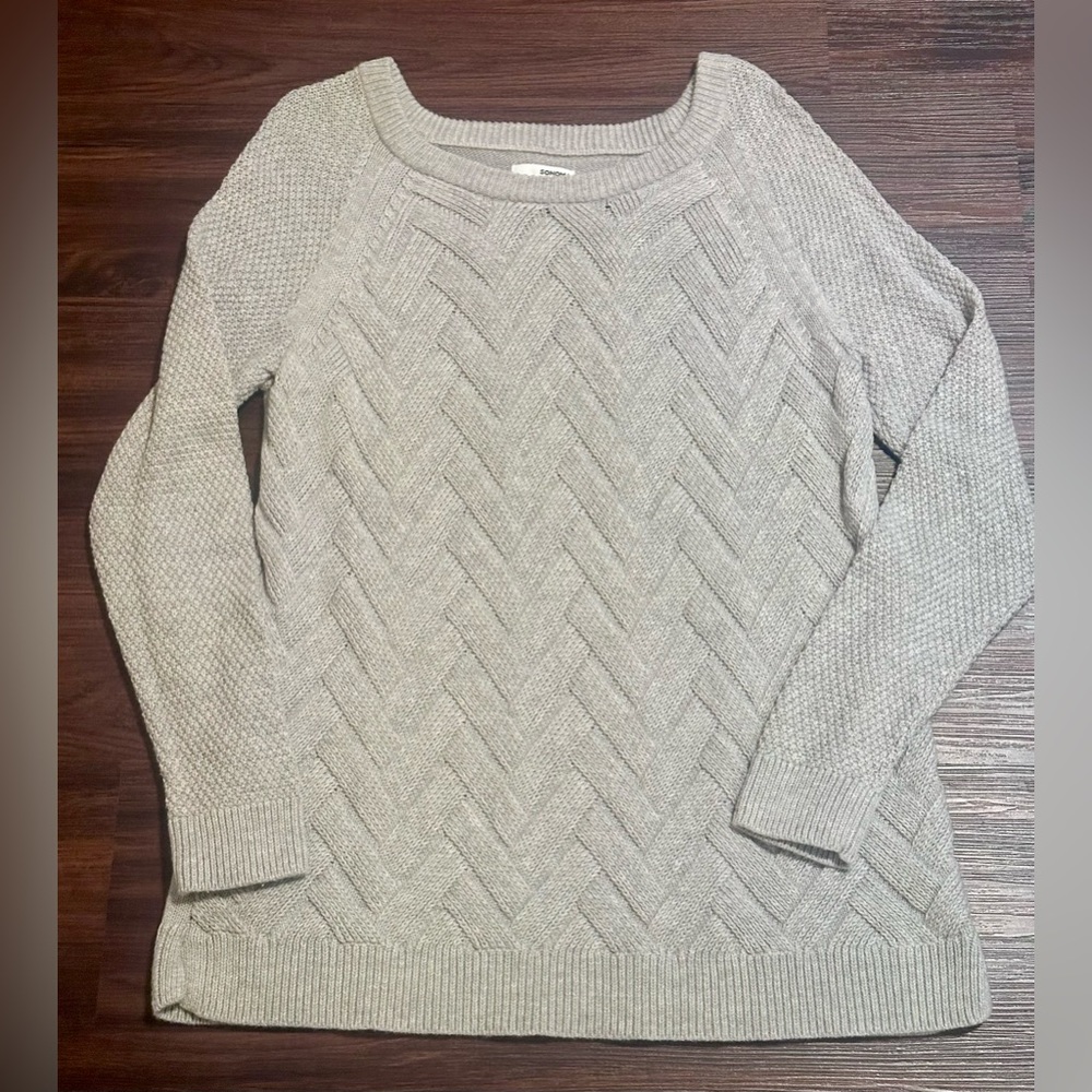 Sonoma Women's Light Gray Crew Neck Sweater